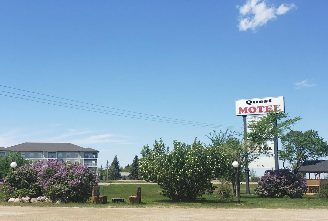Quest Motel Whitewood Bagian luar foto
