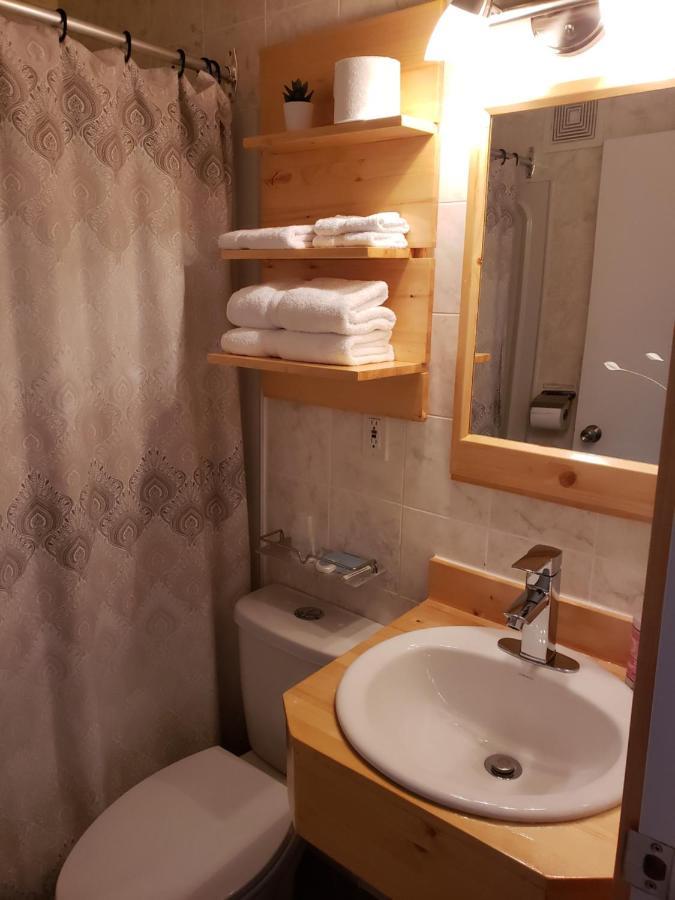 Quest Motel Whitewood Bagian luar foto