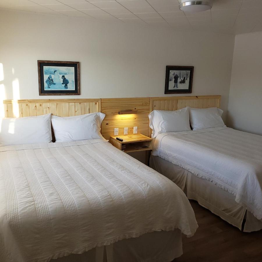 Quest Motel Whitewood Bagian luar foto