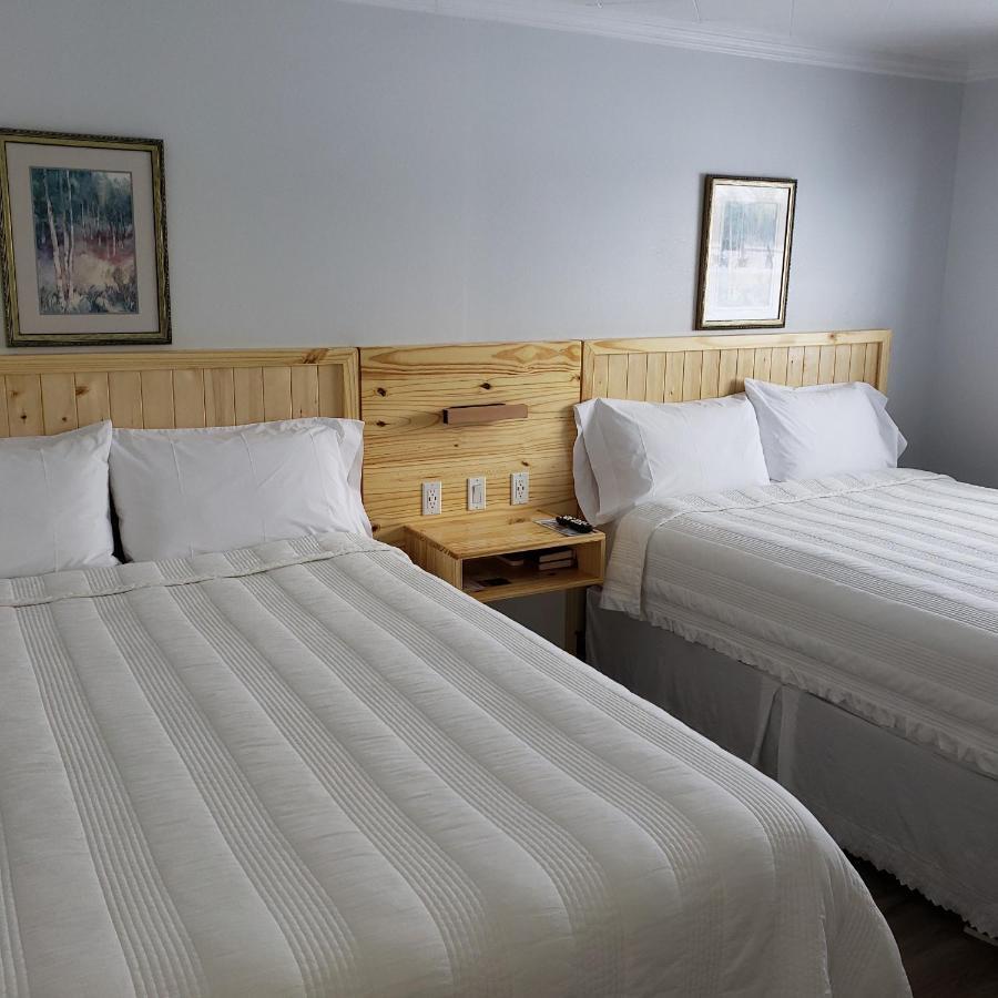 Quest Motel Whitewood Bagian luar foto